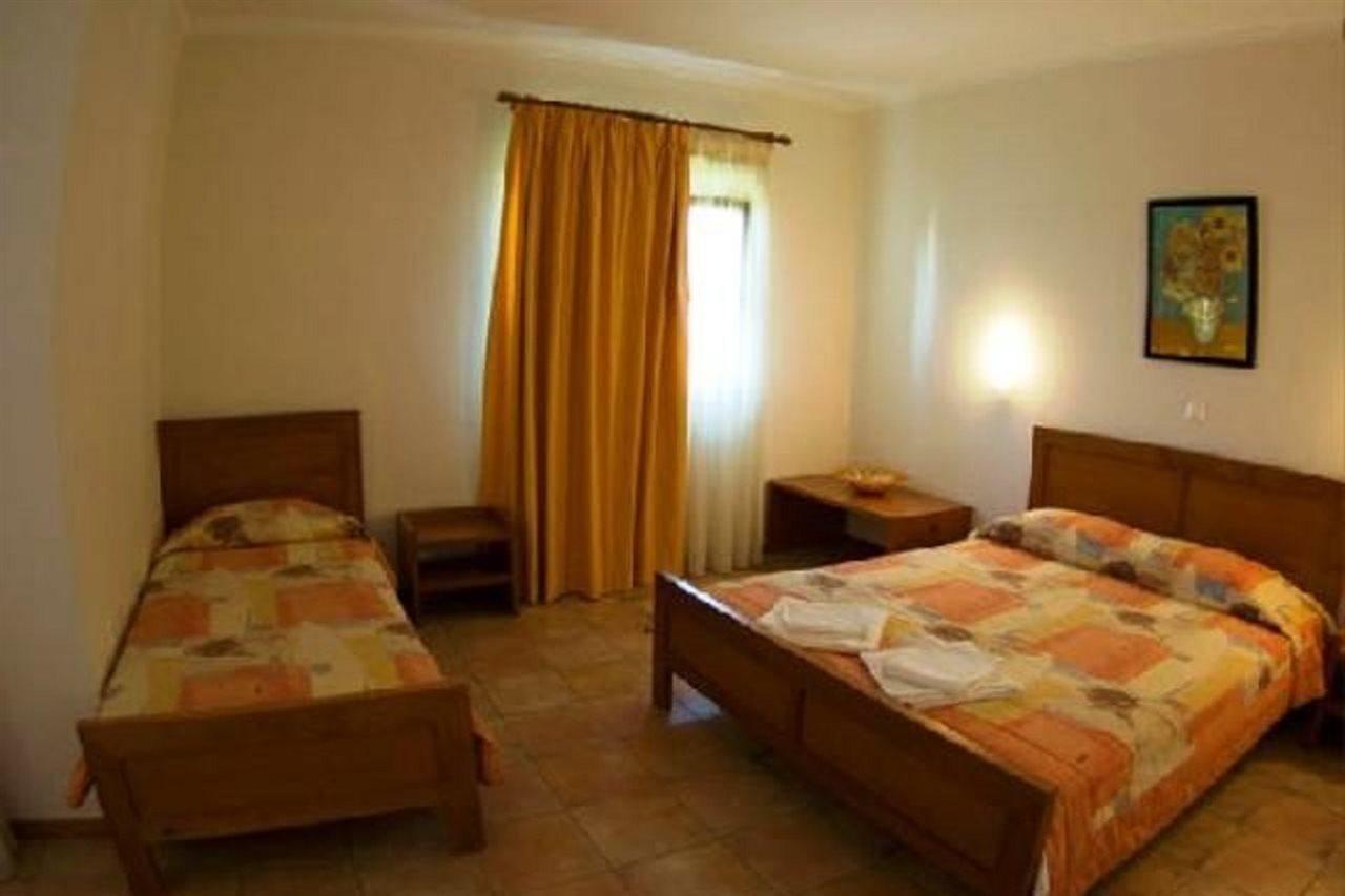 Aparthotel Gi Ga Mar Kriopigi Esterno foto